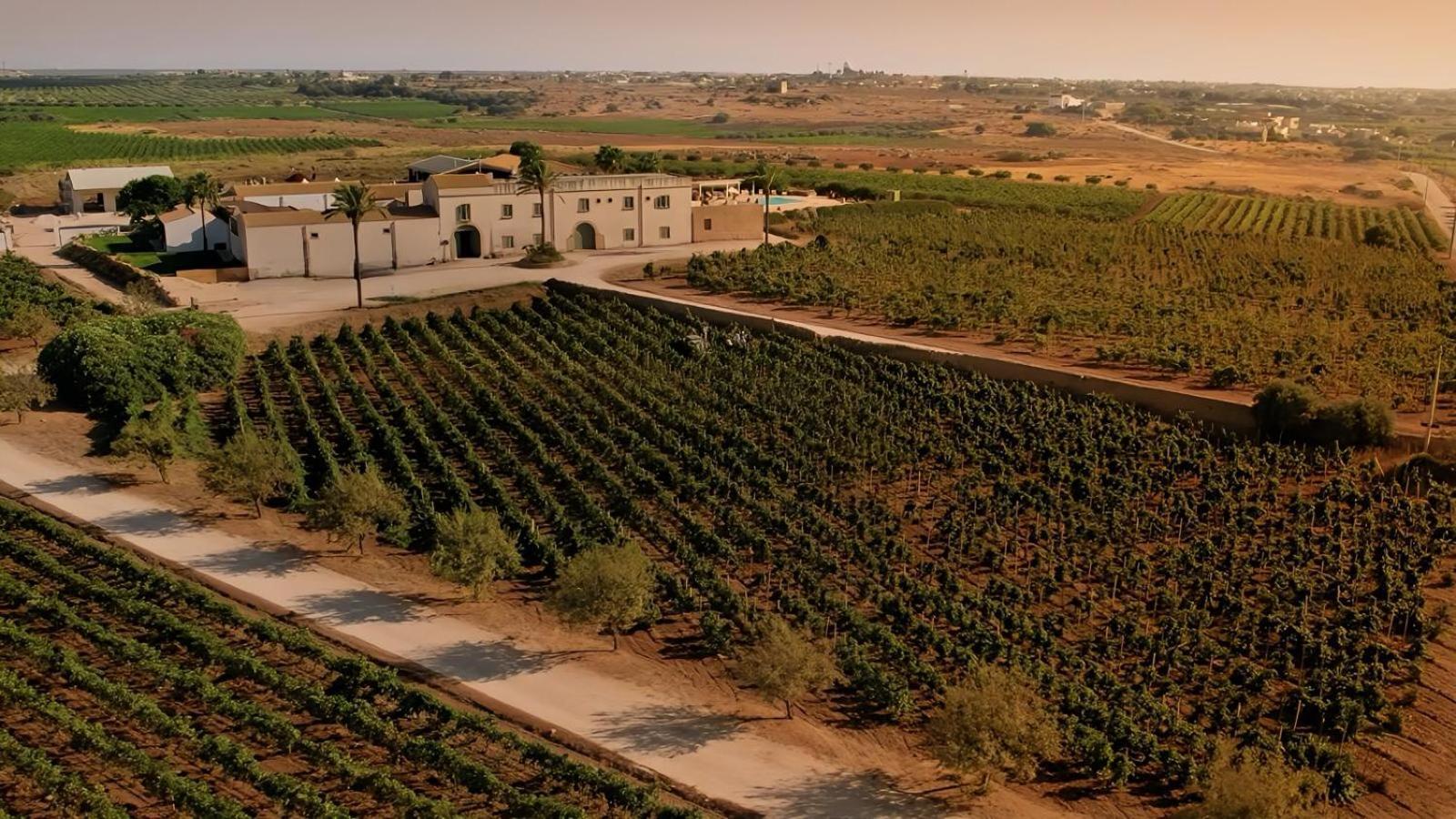 Agriturismo Baglio Donnafranca Wine Resort Марсала Екстериор снимка